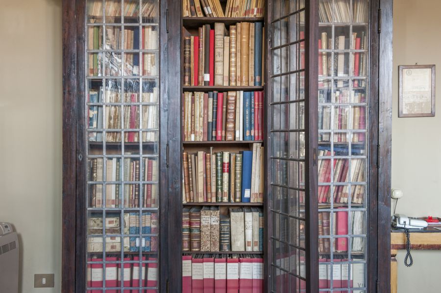 BIBLIOTECA